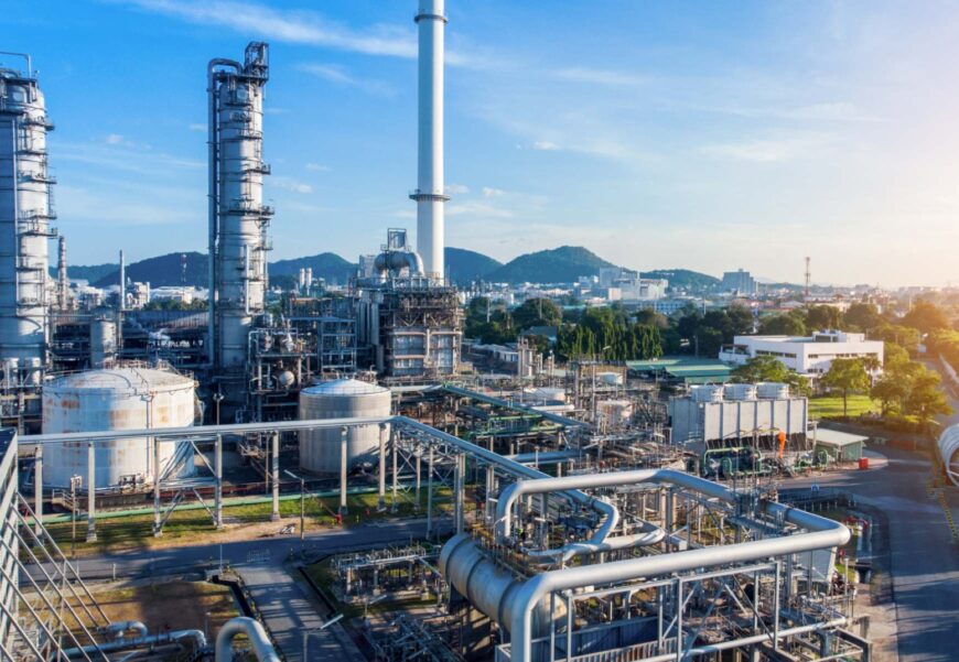 africa.-investment.-oil-refinery-image